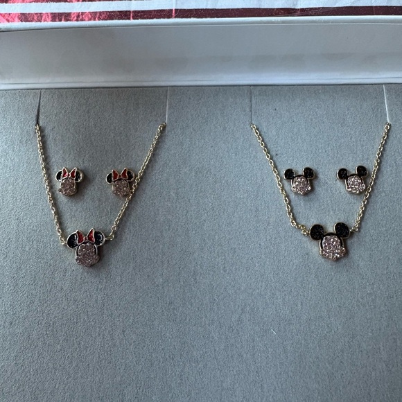 🐹 DISNEY X BAUBLEBAR MICKEY & MINNEY MOUSE NECKLACE & EARRING SET 🐹 NWT 🐹 - Picture 12 of 16